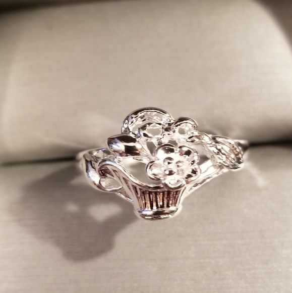 Basket of Flowers .925 Sterling Silver Ring - Picture 1 of 3